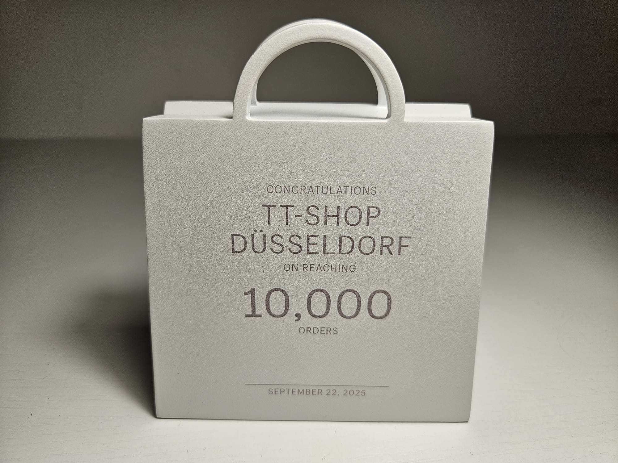 TT-Shop Düsseldorf receives Shopify Award for 10,000 orders